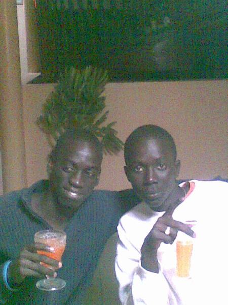 mo and khoss